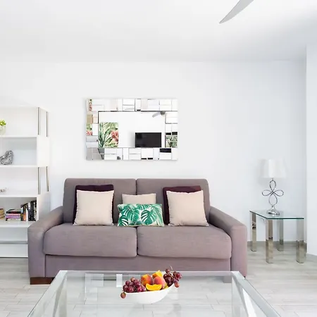 Apartmán Moderne Mit Meerblick Und Pool By Interhome *