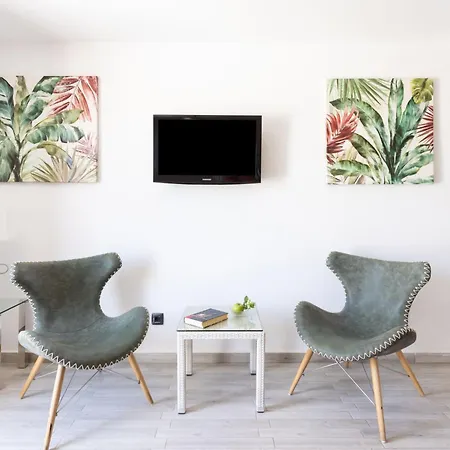Moderne Mit Meerblick Und Pool By Interhome Apartmán *